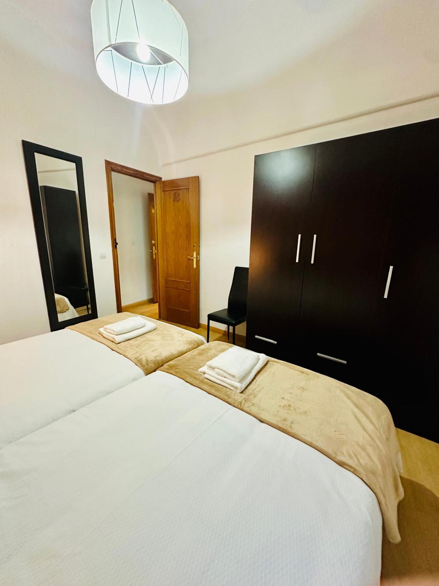 Apartamentos Jame Merida Bagian luar foto