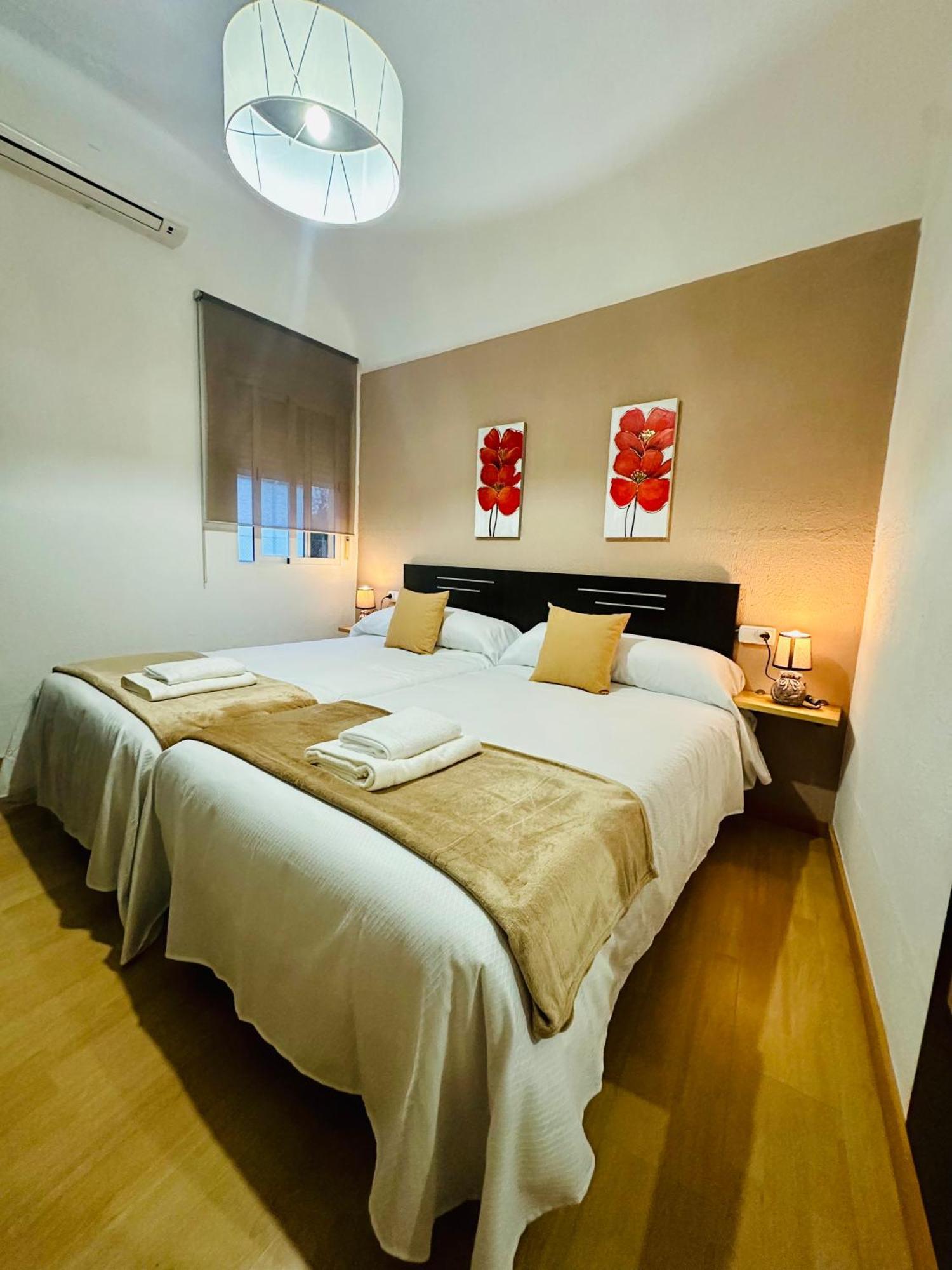 Apartamentos Jame Merida Bagian luar foto
